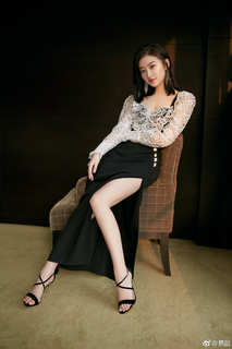 Tian Jing feet photo thumbnail