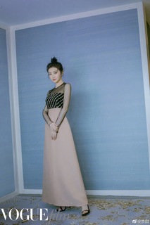 Tian Jing feet photo thumbnail