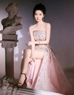 Tian Jing feet photo thumbnail