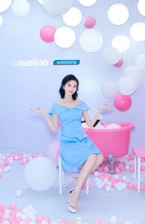 Tian Jing feet photo thumbnail