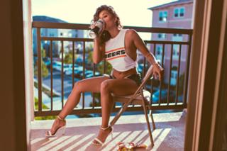 Tianna Gregory feet photo 3