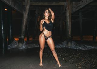 Tianna Gregory feet photo 11
