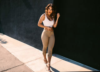 Tianna Gregory feet photo 8