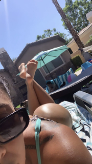 Tianna Gregory feet photo 9