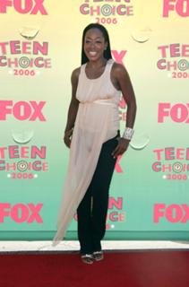 Tichina Arnold feet photo thumbnail