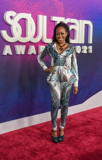 Tichina Arnold feet photo thumbnail