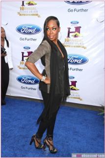 Tichina Arnold feet photo thumbnail