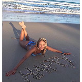 Ticiane Pinheiro feet photo 12