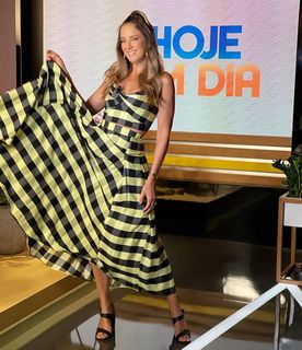 Ticiane Pinheiro feet photo 16