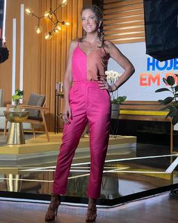 Ticiane Pinheiro feet photo 20