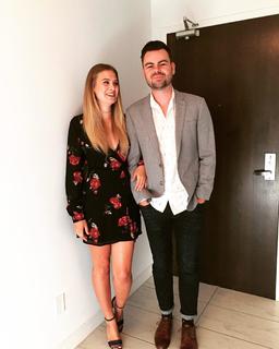 Tiera Skovbye feet photo thumbnail