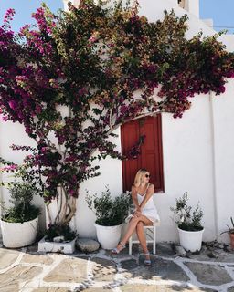 Tiera Skovbye feet photo thumbnail