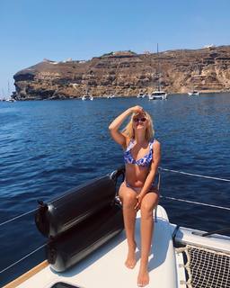 Tiera Skovbye feet photo thumbnail