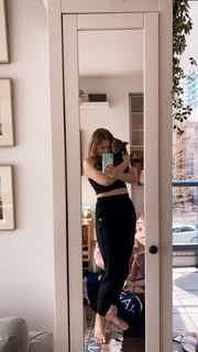 Tiera Skovbye feet photo thumbnail