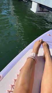 Tiera Skovbye feet photo thumbnail