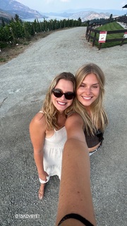 Tiera Skovbye feet photo thumbnail