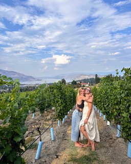 Tiera Skovbye feet photo thumbnail