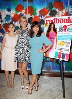 Tiffani Thiessen feet photo thumbnail