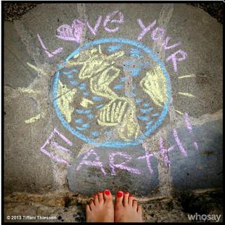 Tiffani Thiessen feet photo thumbnail