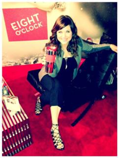 Tiffani Thiessen feet photo thumbnail
