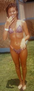 Tiffani Thiessen feet photo thumbnail