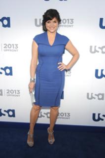 Tiffani Thiessen feet photo thumbnail