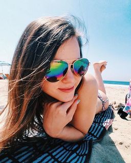 Tiffany Alvord feet photo thumbnail