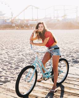 Tiffany Alvord feet photo thumbnail