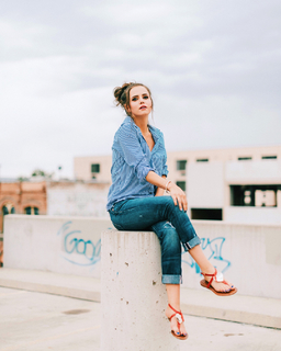 Tiffany Alvord feet photo thumbnail
