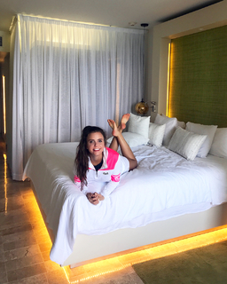 Tiffany Alvord feet photo thumbnail