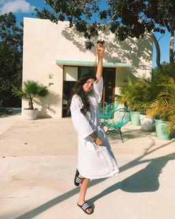 Tiffany Alvord feet photo thumbnail