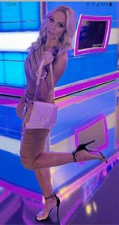 Tiffany Coyne feet photo thumbnail