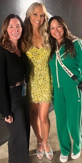 Tiffany Coyne feet photo thumbnail