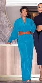 Tiffany Cross feet photo 17