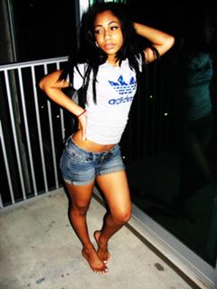 Tiffany Evans feet photo 1