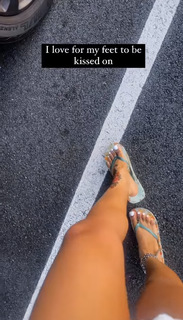 Tiffany Evans feet photo 3