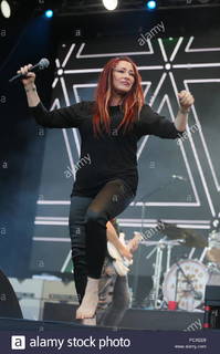 Tiffany feet photo thumbnail