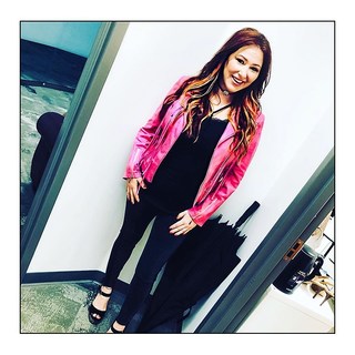 Tiffany feet photo thumbnail