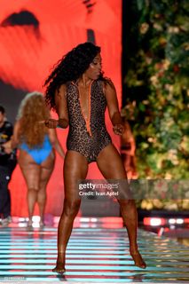 Tiffany Haddish feet photo 14