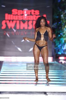 Tiffany Haddish feet photo 7
