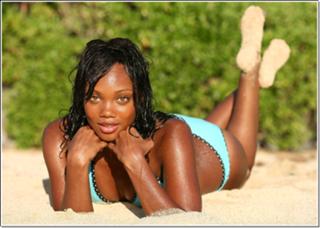 Tiffany Hines feet photo 9