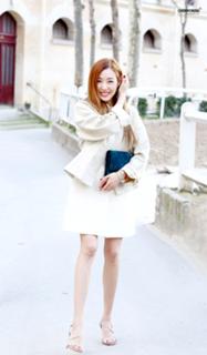 Tiffany Hwang feet photo thumbnail