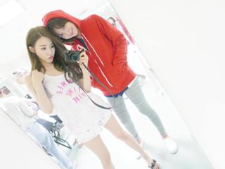 Tiffany Hwang feet photo thumbnail