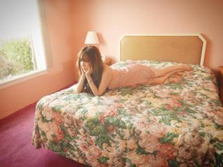 Tiffany Hwang feet photo thumbnail