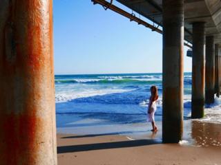 Tiffany Hwang feet photo thumbnail