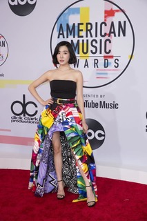 Tiffany Hwang feet photo thumbnail