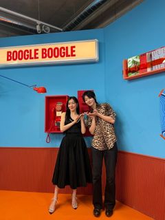 Tiffany Hwang feet photo thumbnail