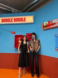 Tiffany Hwang feet photo thumbnail