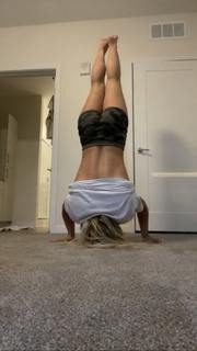 Tiffany Stratton feet photo thumbnail