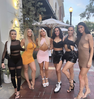 Tiffany Stratton feet photo thumbnail